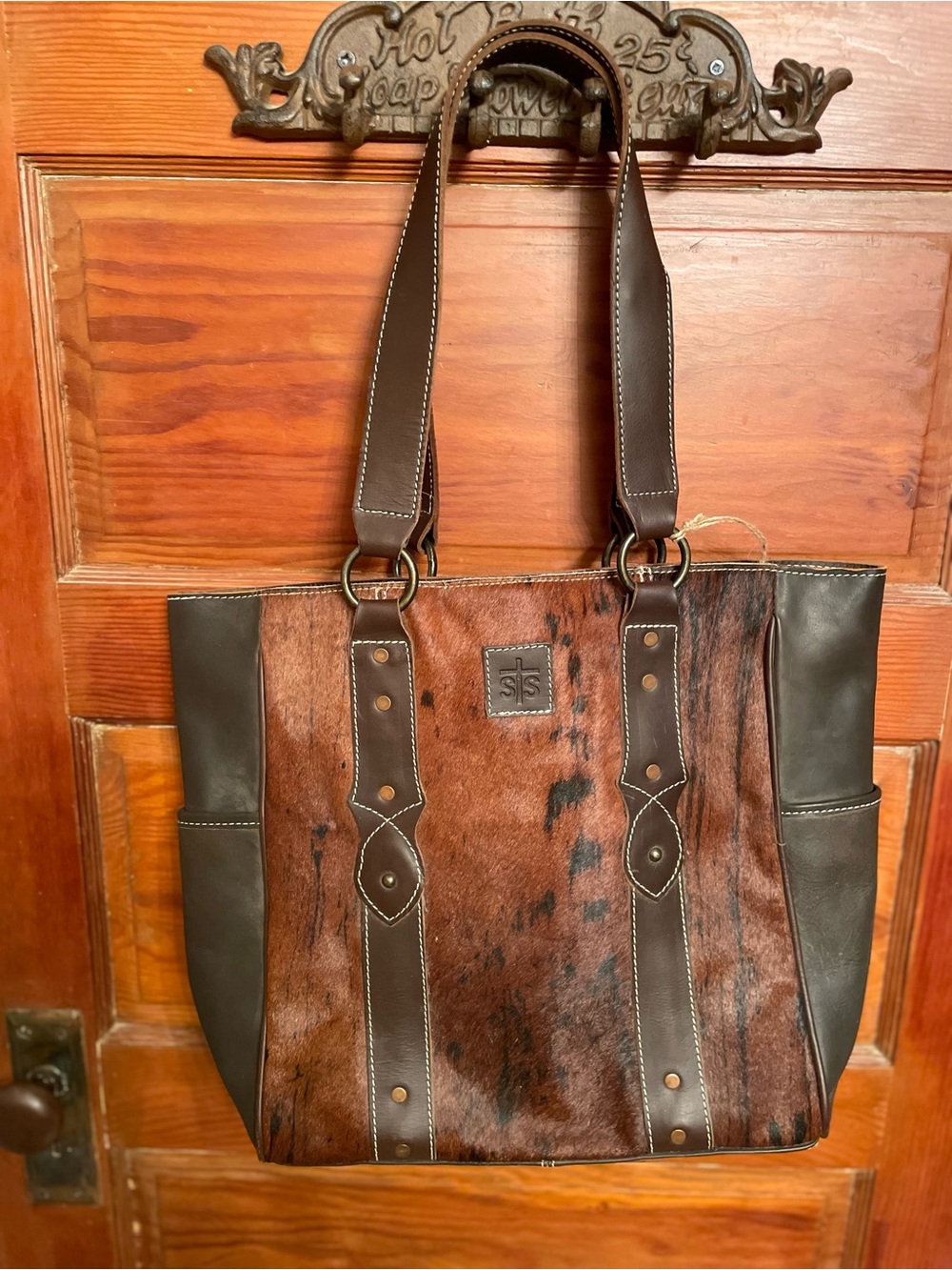 STS Ranchwear Tote - Picture 3 of 8